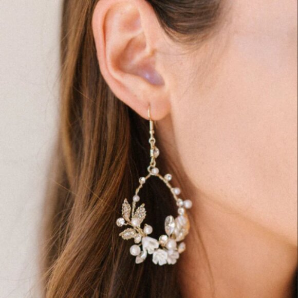 Untamed Petals Marin earrings NWT - Picture 4 of 4